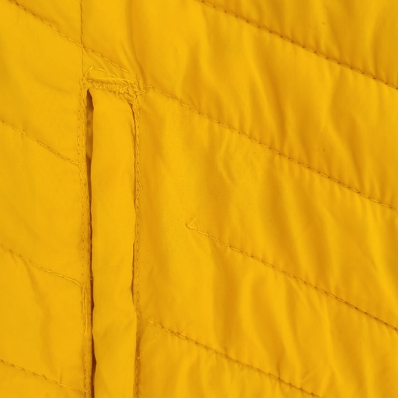 Mountain Warehouse yellow hiking puffer - Picture 7 of 8